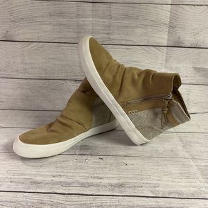 Sperry Zip Up Crest Lug Boots Womens Size 9.5 Beige/tan Suede Booties FAST SHIP!